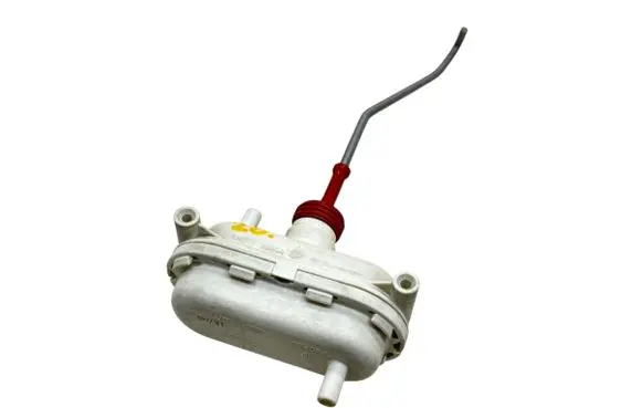 Audi 100 S4 C4 Central locking vacuum pump 4A0862153