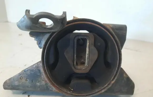 Hyundai ix20 Engine mount vacuum valve 