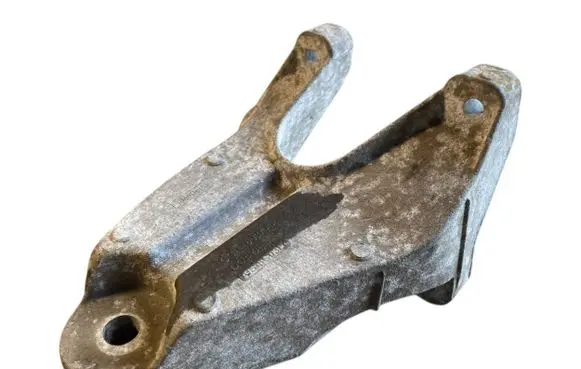 Ford Transit Engine mounting bracket 6C116037AA