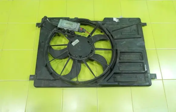 Ford C-MAX II Fan set 8V618C607RD 17AB199