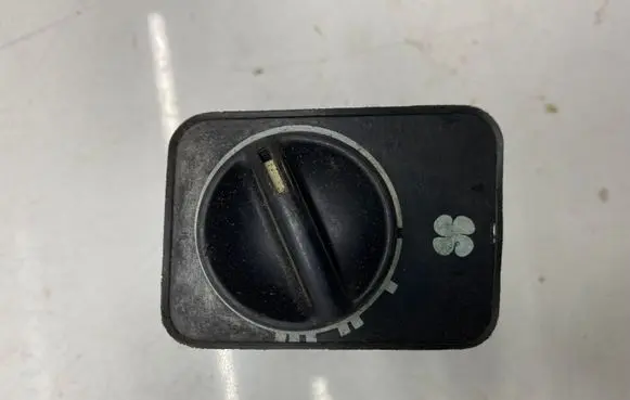 Ford Sierra Air conditioning (A/C) switch 