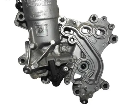 Mercedes-Benz S W223 Oil filter mounting bracket A2561801500