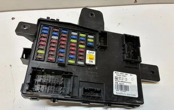 Hyundai Solati H350 Central body control module 9181059351