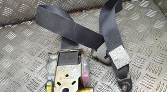 Toyota Yaris Verso Front seatbelt 0429031 E076902 053328