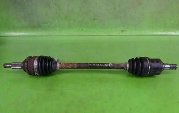 Suzuki Swift I Front driveshaft