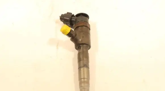 Citroen DS3 Fuel injector 0445110340