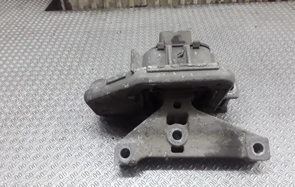 Citroen C3 Engine mount bracket 9647722280