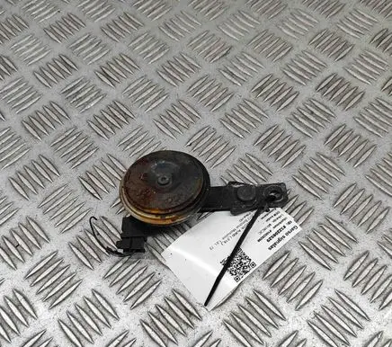 Toyota Auris E180 Horn signal 8651012630