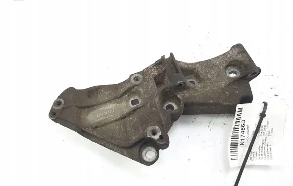 Renault Megane II Generator/alternator bracket 8200327134