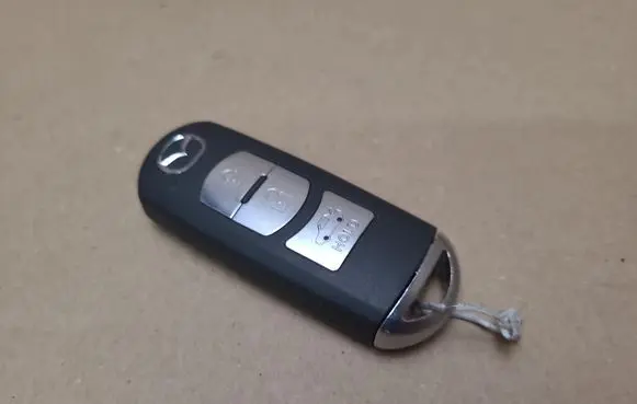 Mazda 6 Ignition key/card 662FSKE13D01