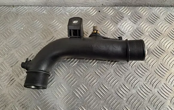 Toyota Avensis T250 Intercooler hose/pipe 173620R010