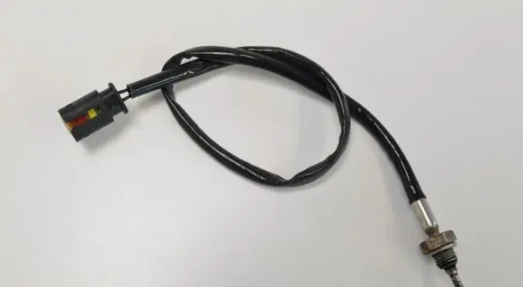 BMW X3 F25 Oil temperature sensor 8507628 010728000470