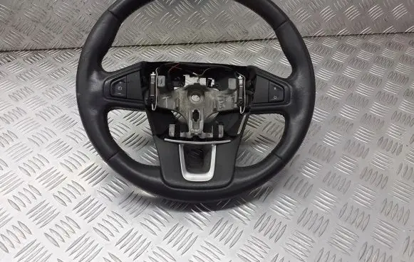 Renault Laguna III Steering wheel 484300001R
