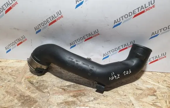 BMW 7 F01 F02 F03 F04 Intercooler hose/pipe 7582314 13717582314 235576