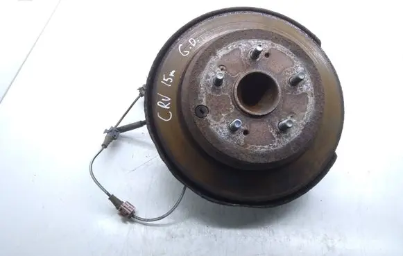Honda CR-V Rear wheel hub