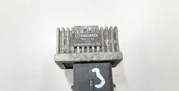 Dacia Sandero Charging relay 9640469680 3286