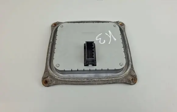 Alfa Romeo Stelvio Xenon control unit/module 147000026900