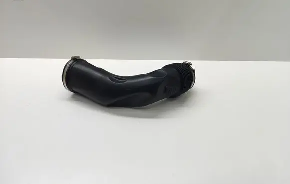 BMW 5 F10 F11 Intercooler hose/pipe 8514090 8514090AI01 13718514090
