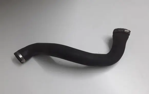 Ford Galaxy Intercooler hose/pipe 2079962
