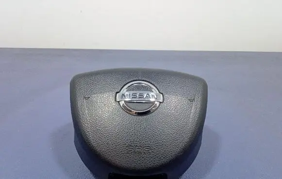 Nissan Maxima A34 Steering wheel airbag 