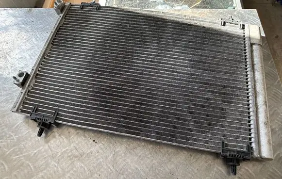 Peugeot 3008 I A/C cooling radiator (condenser) 96825331580