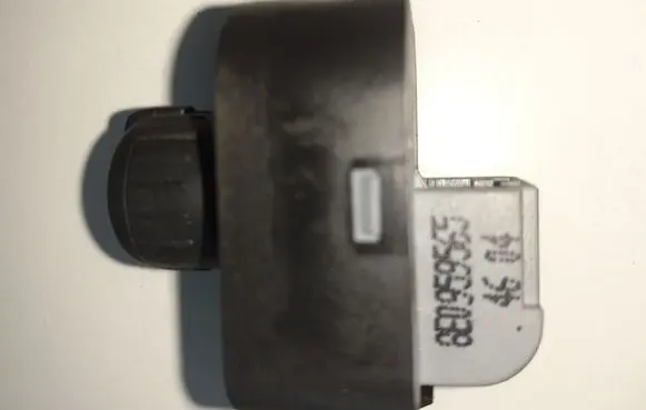Audi A6 S6 C6 4F Wing mirror switch 8E095956504604