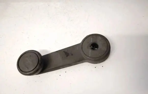Ford Mondeo Mk III Front door window winding handle 93bbf23342ad