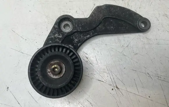 BMW 5 E39 Generator/alternator bracket 11282248561