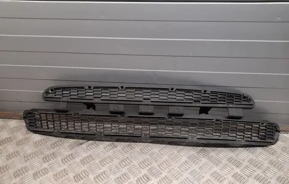 Tesla Model S Front bumper lower grill 6008159