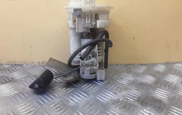 Toyota Corolla Verso E121 In-tank fuel pump 7702012491 1019617620