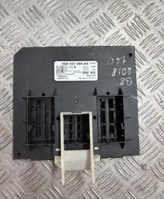 Volkswagen PASSAT B8 Comfort/convenience module 5Q0937086BB