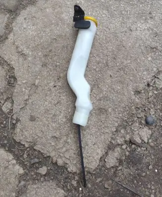Opel Vectra C Window washer liquid tank fill tube 1091