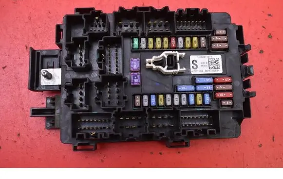 Tesla Model S Fuse box set 103440900A