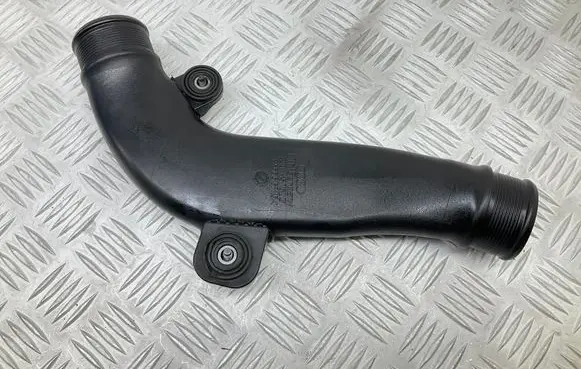 Intercooler hose/pipe