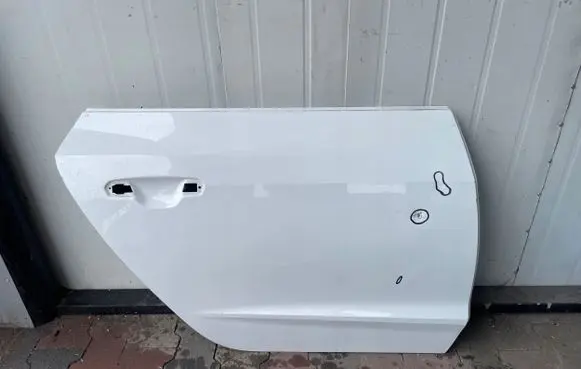 Audi A7 S7 4K8 Rear door