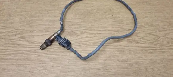 BMW X6 E71 Lambda probe sensor 7558081