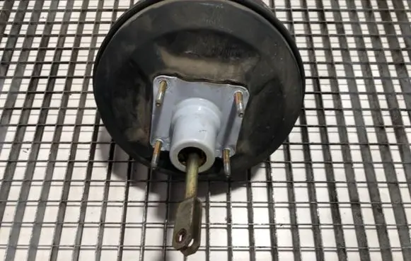 Iveco Daily 3rd gen Brake booster