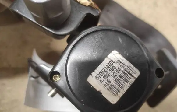 Volvo S60 Rear seatbelt 39969465
