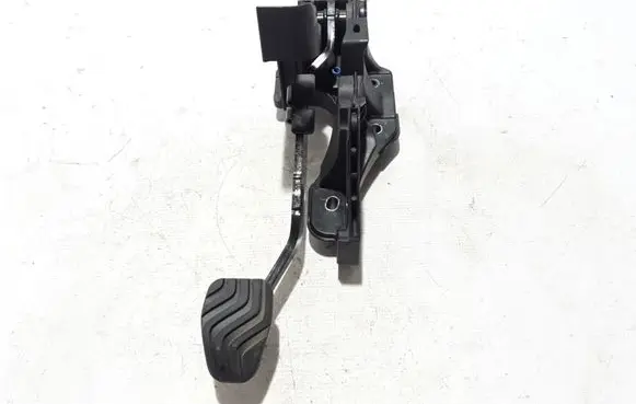 Renault Clio V Brake pedal 465014942R