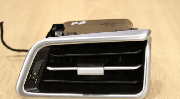Maserati Ghibli Dashboard side air vent grill/cover trim