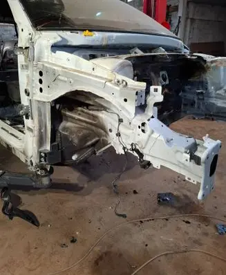 Volvo C40 Front quarter panel 
