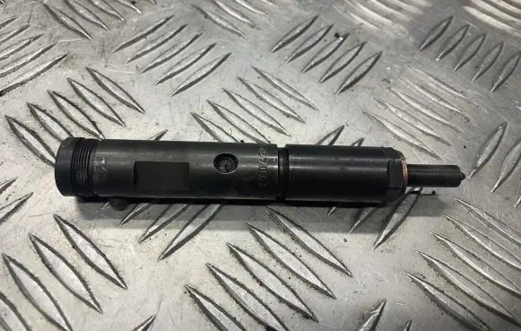 Opel Zafira A Fuel injector 55351299