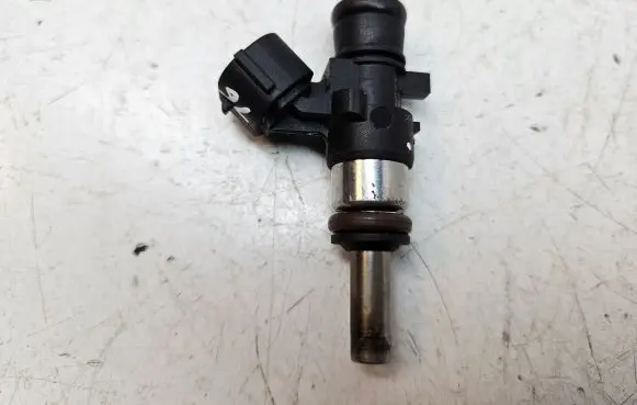 Audi A3 S3 8V Fuel injector 06L906031A