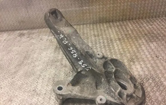 Mini One - Cooper Coupe R56 Engine mounting bracket 6872019