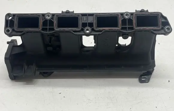 Renault Megane IV Intake manifold 140030983R 1072535S01