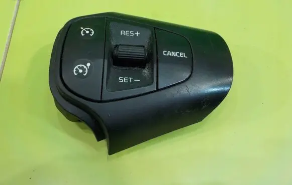 KIA Carens III Other switches/knobs/shifts 