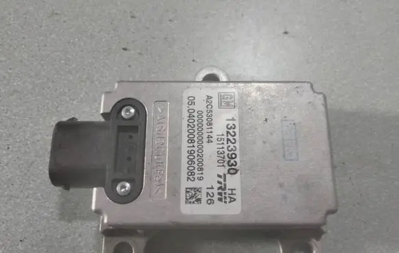 Opel Signum ESP acceleration yaw rate sensor 13223930 15113701 A2C53081144