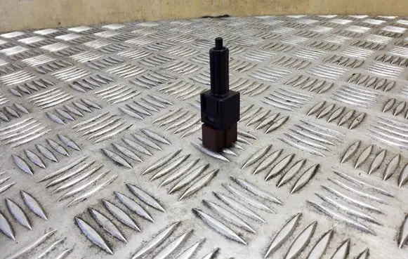 Clutch pedal sensor