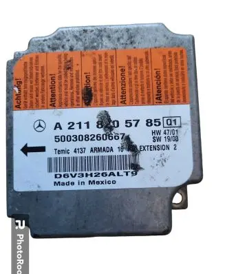 Mercedes-Benz E W211 Airbag control unit/module A2118205785