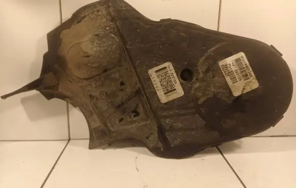 Volvo V70 Timing belt guard (cover) 30731283 1335